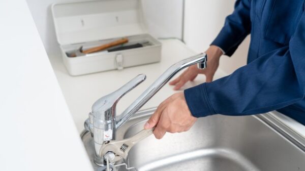 水まわりのトラブルで失敗しない！水道業者の選び方と注意点を徹底解説